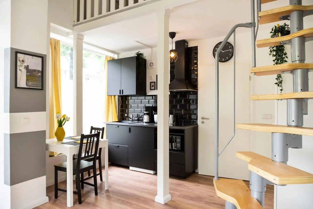 Homely Loft Style Apartment In Berlin Wilmersdorf 0*,